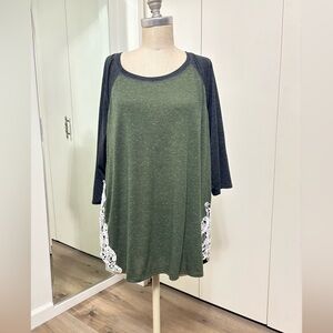 Moa Moa Olive Green Raglan Tunic Top Lace Side Panels 3/4 Sleeve Woman 2X